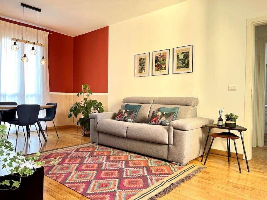 Appartamento Moderno In Tenuta Melloni Αντζόλα ντελ Εμίλια Εξωτερικό φωτογραφία