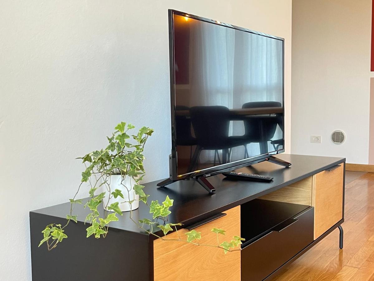 Appartamento Moderno In Tenuta Melloni Αντζόλα ντελ Εμίλια Εξωτερικό φωτογραφία