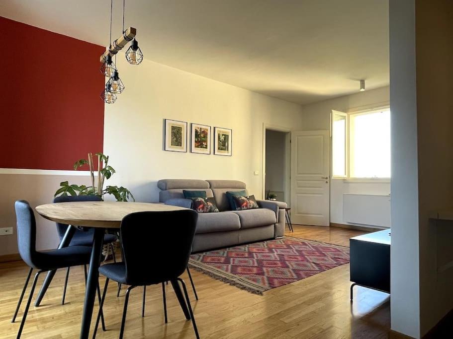 Appartamento Moderno In Tenuta Melloni Αντζόλα ντελ Εμίλια Εξωτερικό φωτογραφία